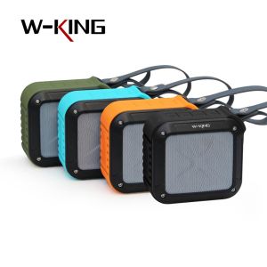 W-king S7 Waterproof Outdoor Sports Portable Wireless Bluetooth Speakers (FM Radio/TF Card Player/Aux Input/Hands-Free Calls)