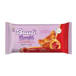 Bauli Strawberry Puff Roll 47Gm