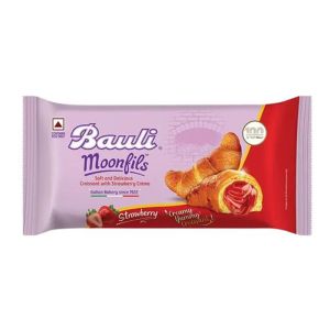 Bauli Strawberry Puff Roll 47Gm