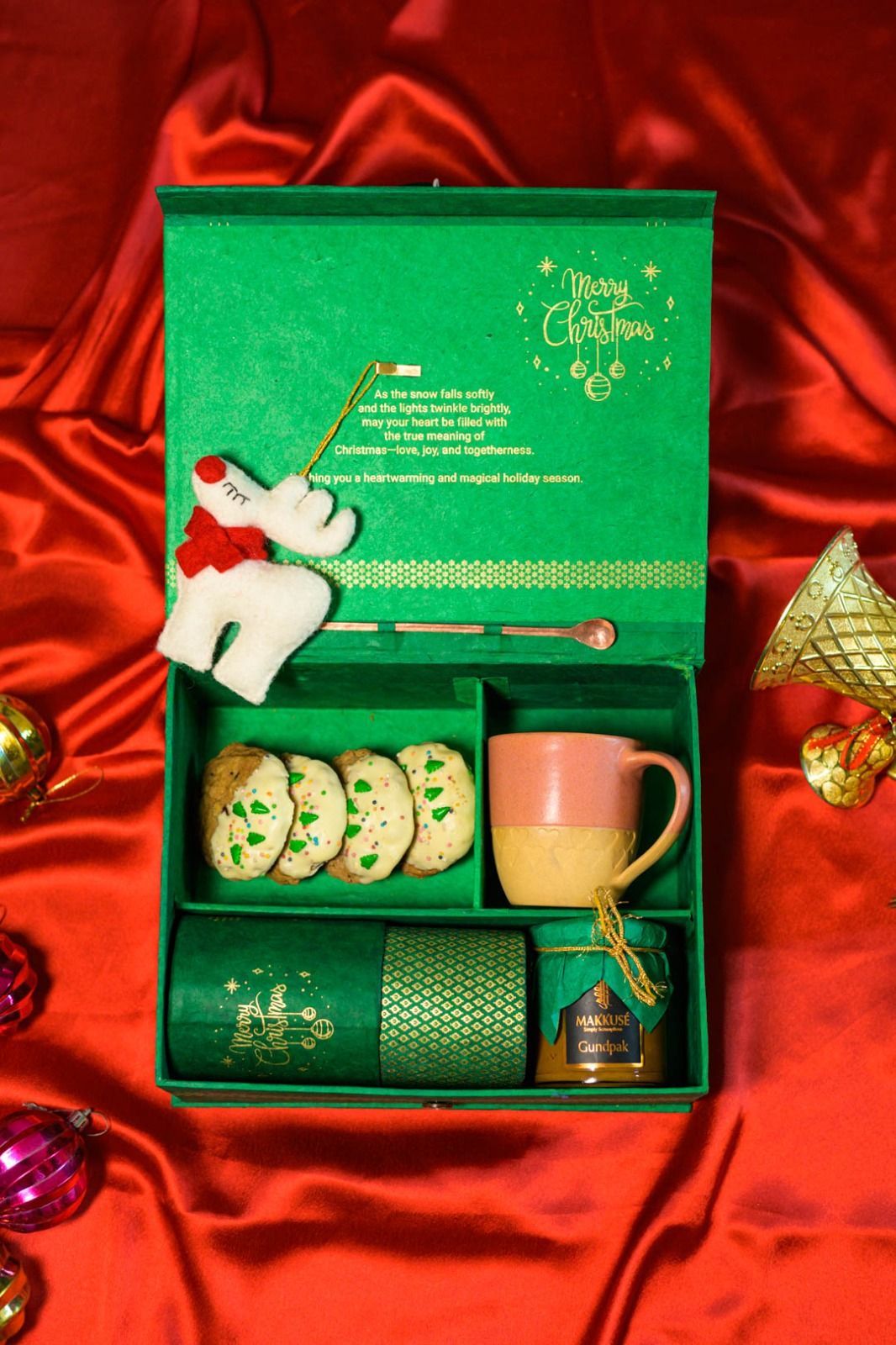 Makkuse Large Christmas Gift Box