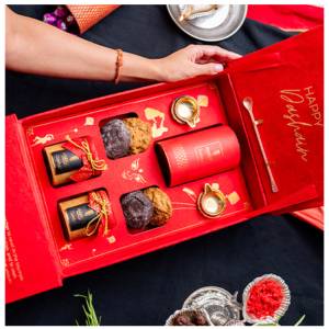 Makkuse Dashain Ultimate Gift Box (Kuber Diyo Edition)