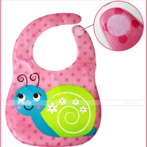KidzCo Waterproof Bib with Crumb Catcher