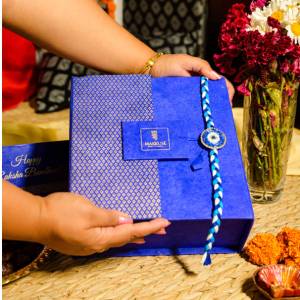 Makkuse Small Rakhi Gift Box For Brother (Regular)