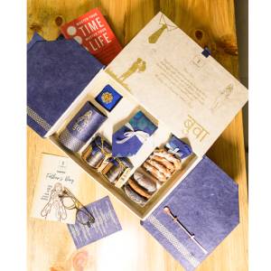 Makkusé Ultimate Father’s Day Gift Box - with Dhaka Tie (Regular)